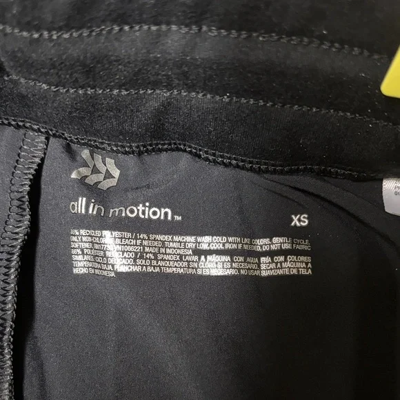 Women’s - NWT - 3 pair Short bundle - (size X-small) - Picture 9 of 14